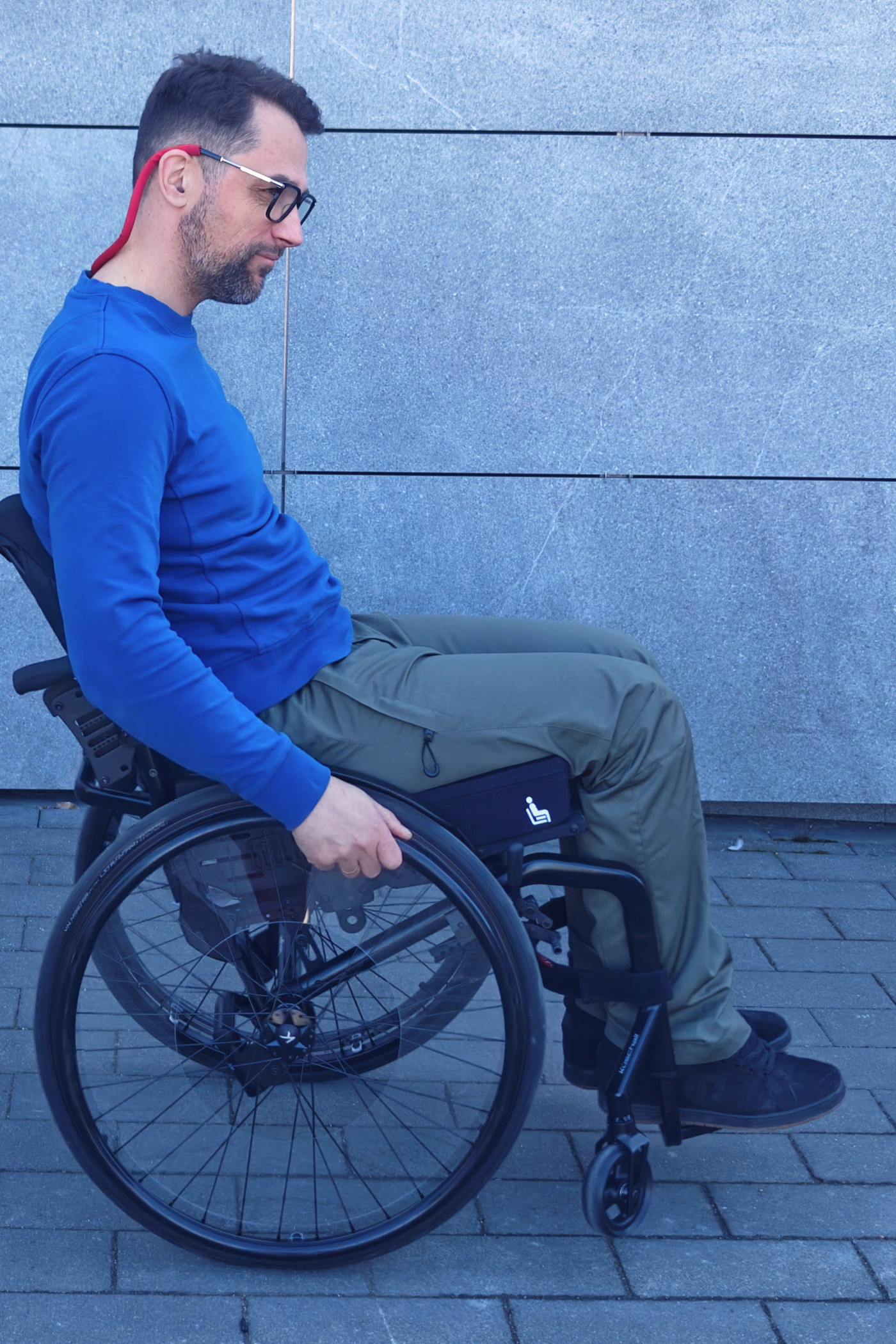Cargo 2.0 Men's wheelchair adaptive high functionality pants