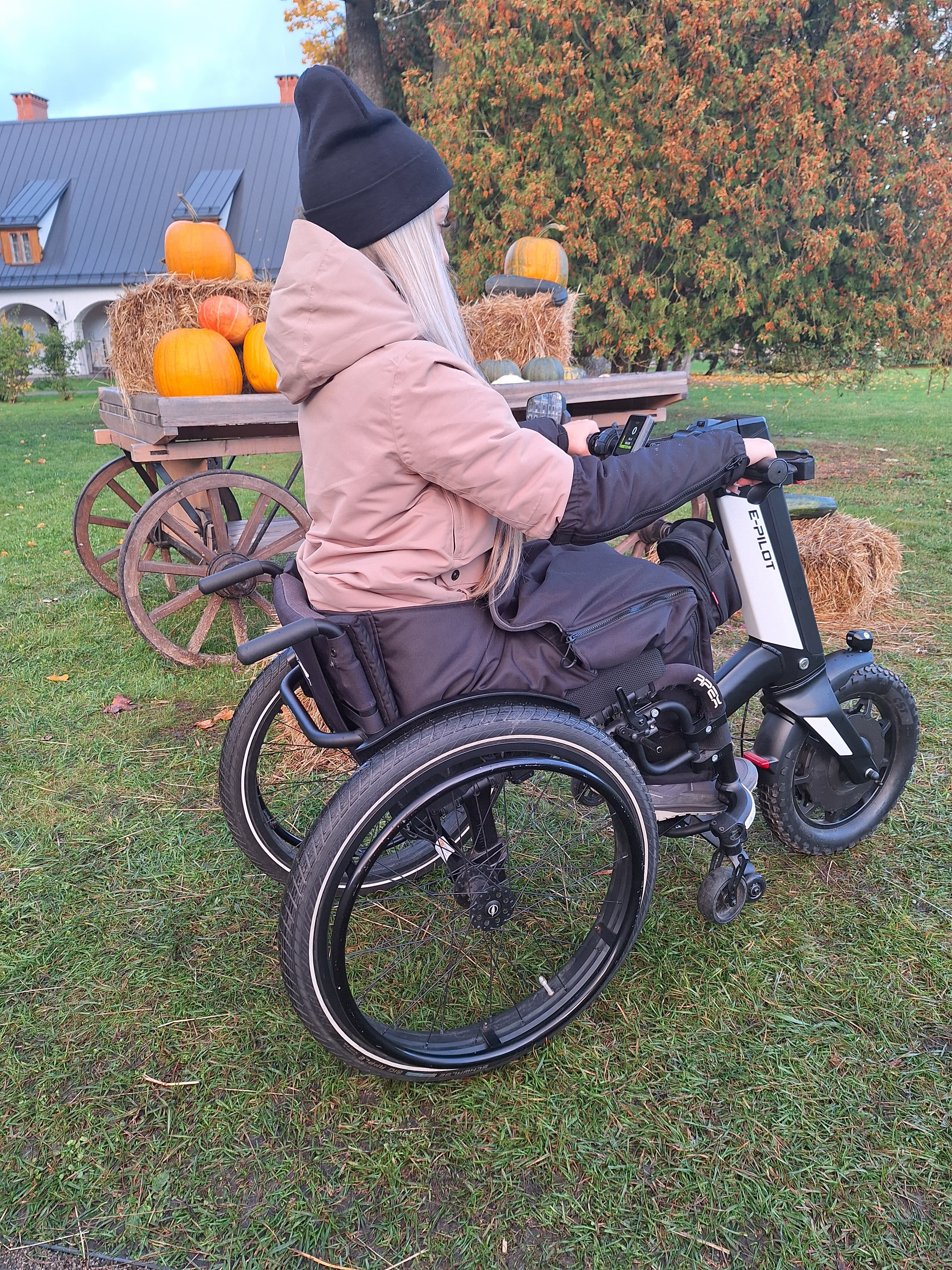 Wheelchair ThermoShell Racer