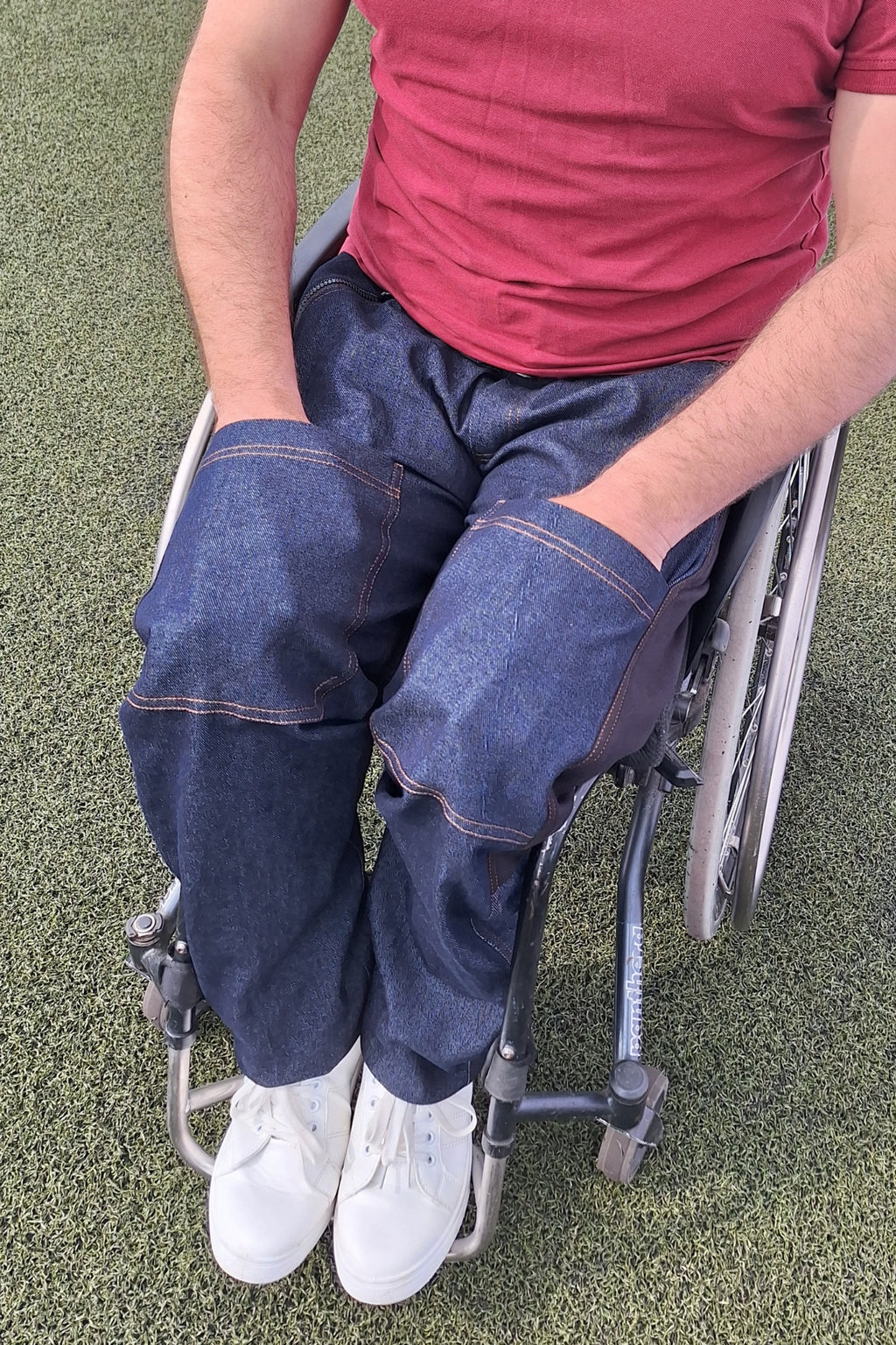 Aangepaste herenjeans voor rolstoelgebruikers met voorklep 100% katoen