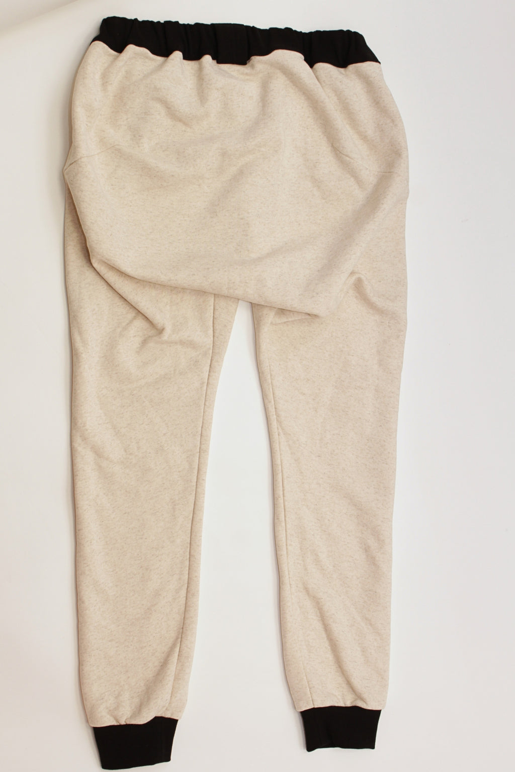 Heren premium adaptive joggingbroek voor rolstoelgebruikers met voorkant die omlaag kan