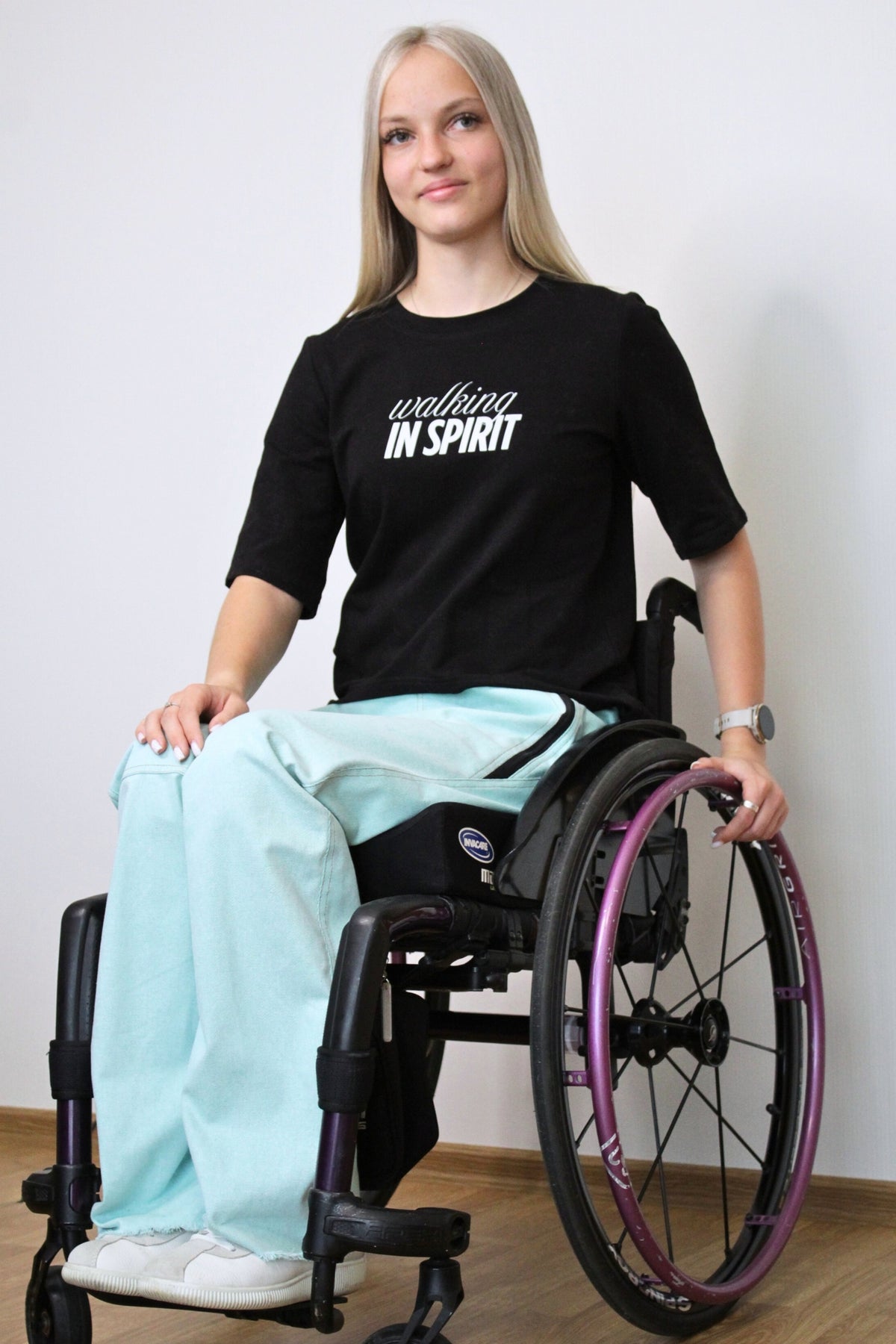 Last items! Women's wheelchair adaptive jeans with elastic waist and fun print