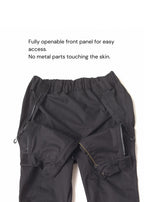 Zwarte broek zonder zakken, rolstoelaangepast