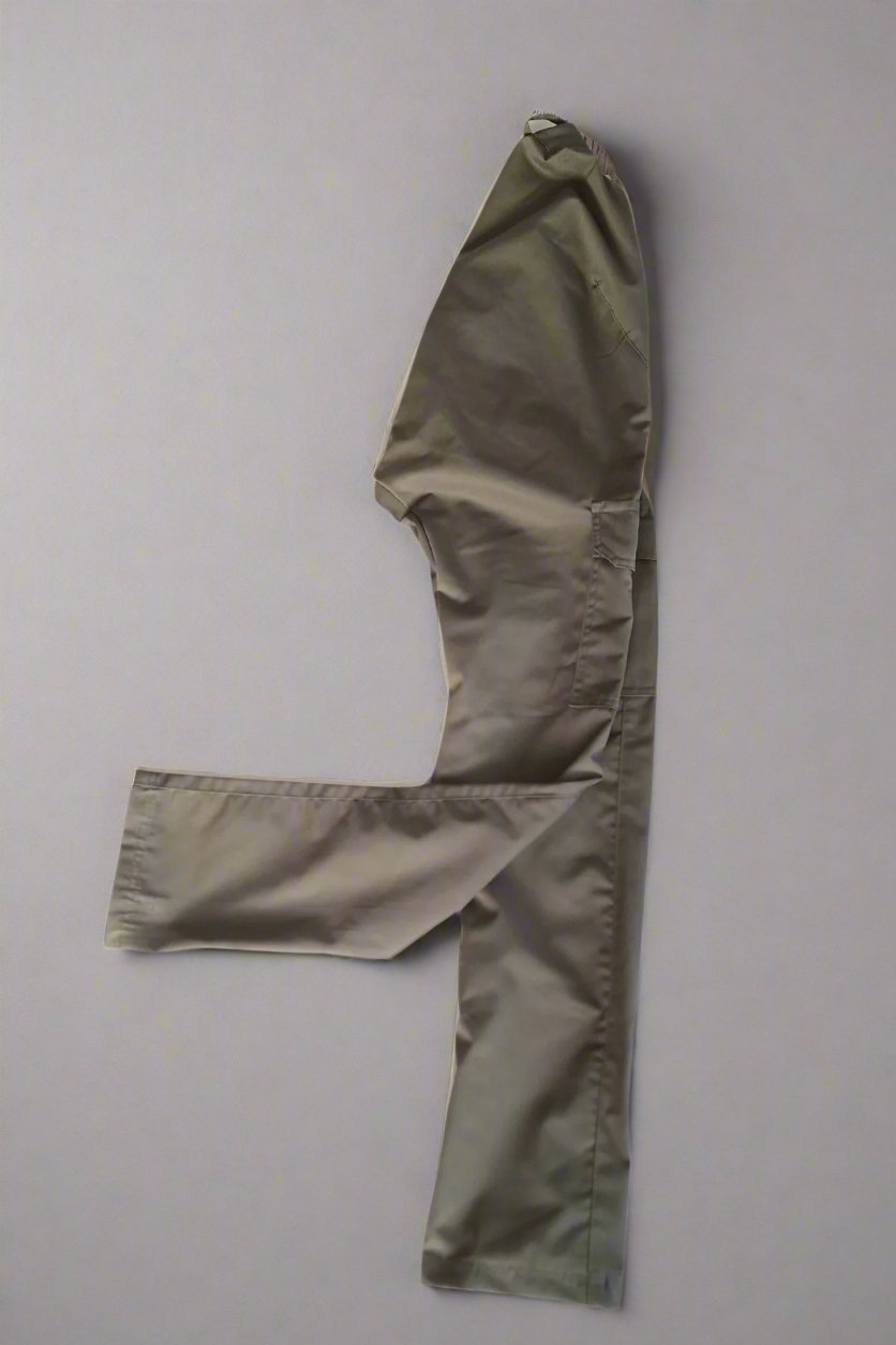 Men's wheelchair adaptive cargo pants with side pockets