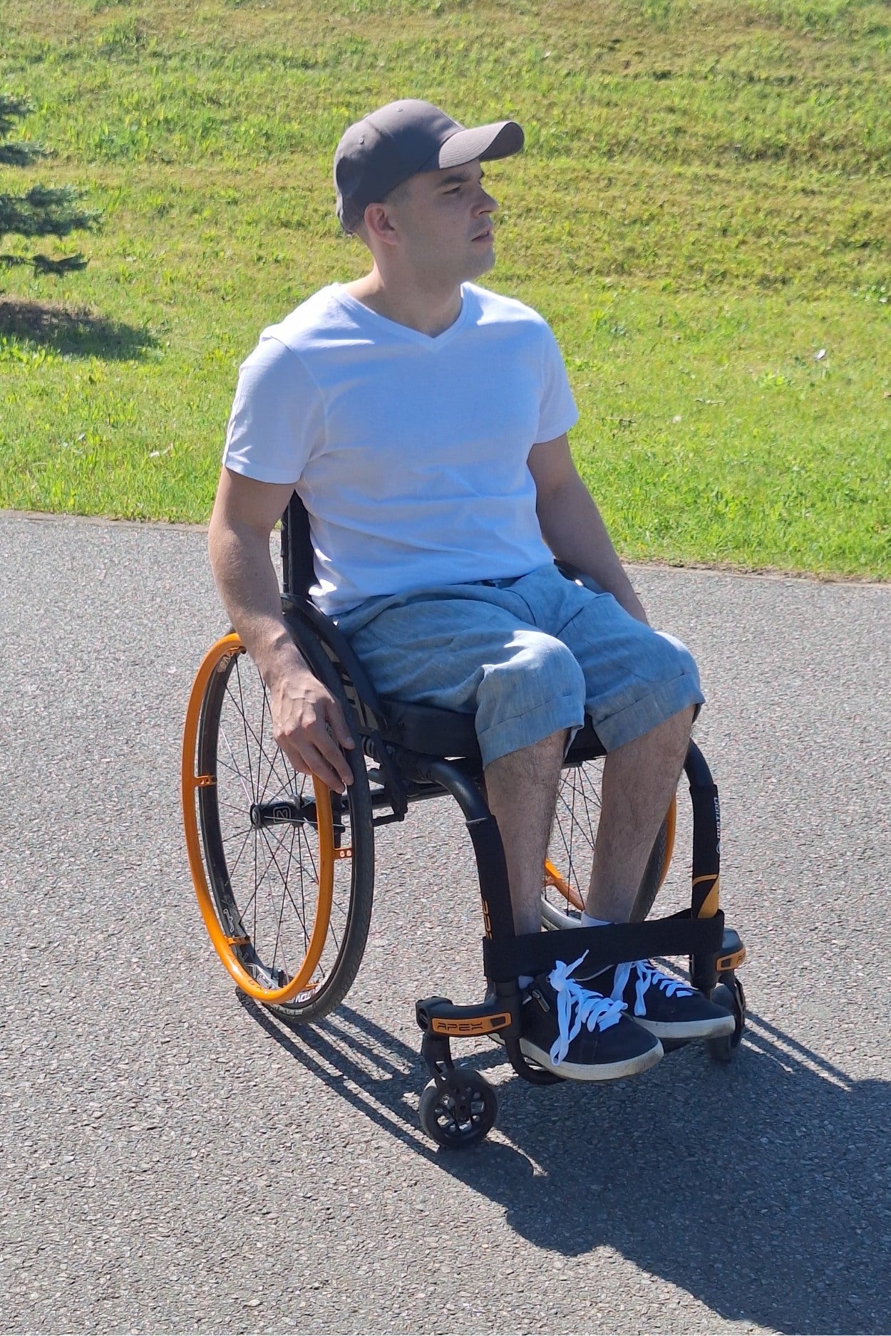 Linen shorts wheelchair adapted